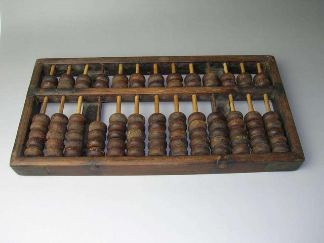 鐵算算盤一肖中特免費(fèi)資料，揭秘彩票預(yù)測(cè)的秘密，揭秘彩票預(yù)測(cè)秘密，鐵算算盤一肖中特免費(fèi)資料揭秘