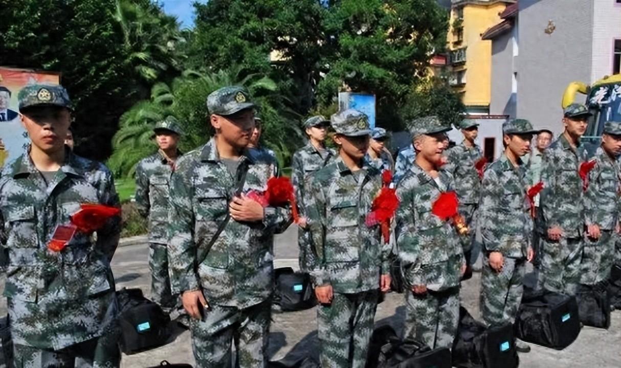 中央軍事委員會組成人員表及其職責(zé)與重要性，中央軍事委員會組成人員表、職責(zé)與重要性解析