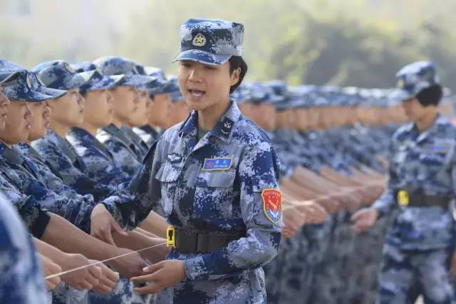 大學生女兵容易被錄取嗎？解析影響因素與機會平等，女大學生兵錄取機會解析，影響因素與平等權益探討