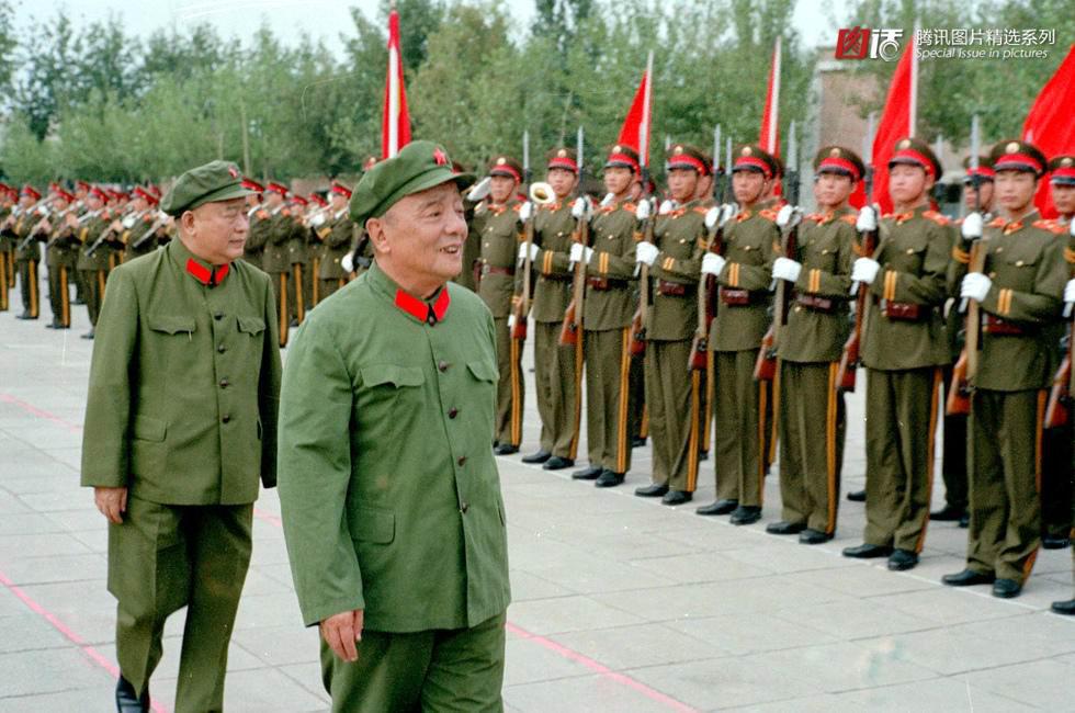解放軍儀仗隊表演視頻，展現(xiàn)榮耀與力量，解放軍儀仗隊榮耀與力量的震撼表演視頻