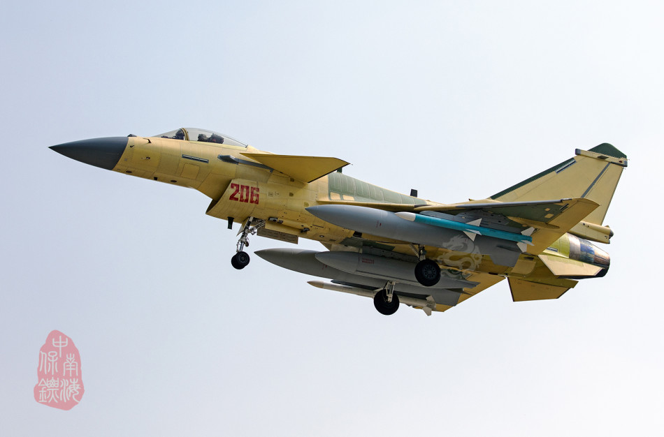 殲10的原型機是什么？深度解析中國空軍的主力戰(zhàn)斗機起源，揭秘殲10原型機，深度解析中國空軍主力戰(zhàn)斗機起源