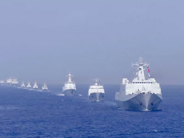 人民海軍成立70周年閱兵，輝煌成就與堅定前行，人民海軍成立70周年閱兵，輝煌成就鑄就，堅定前行展雄姿