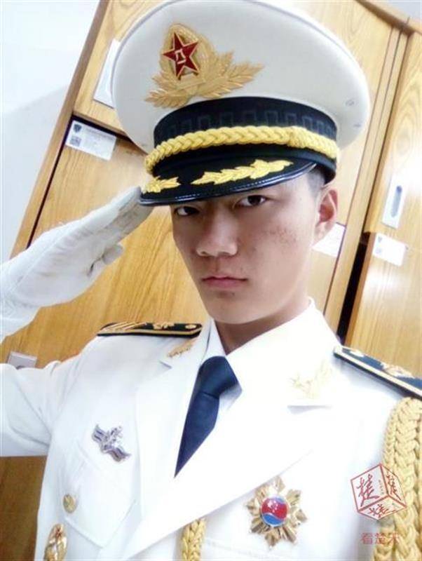 儀仗兵退伍后的后遺癥，關(guān)注與應(yīng)對(duì)，儀仗兵退伍后的后遺癥，關(guān)注與應(yīng)對(duì)策略