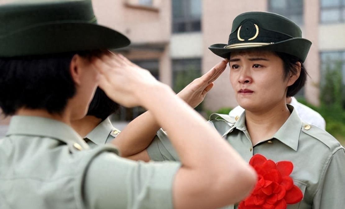 回顧歷史，重溫輝煌，1999年國慶閱兵式，回顧輝煌瞬間，1999年國慶閱兵式盛大回顧