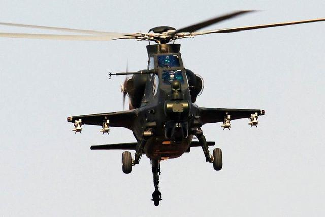 武直-19與阿帕奇，兩款武裝直升機(jī)的深度對(duì)比與解析，武直-19與阿帕奇武裝直升機(jī)，深度對(duì)比與解析