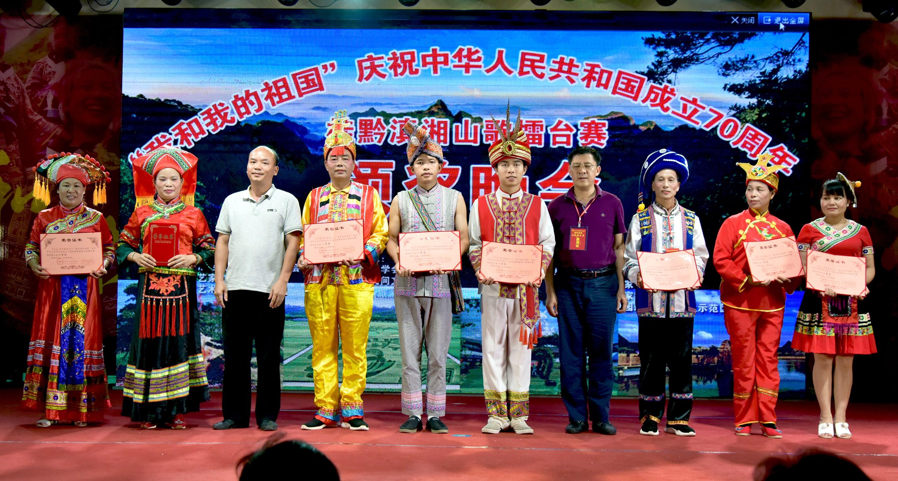王中王免費(fèi)四肖選一肖，揭秘真相與策略，王中王免費(fèi)四肖選一肖，真相揭秘與策略探討