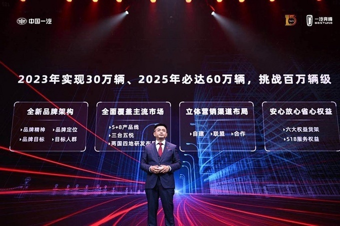 澳門今晚彩票特馬預(yù)測(cè)與解讀，展望2025年彩票市場(chǎng)的新機(jī)遇與挑戰(zhàn)，澳門彩票特馬預(yù)測(cè)與解讀，新機(jī)遇與挑戰(zhàn)下的彩票市場(chǎng)展望（2025年展望）