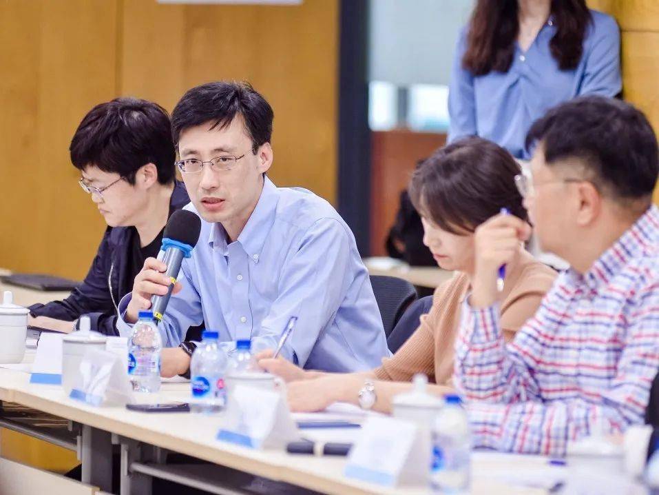 王中王一肖中持嗎？深度解析背后的故事與真相，揭秘王中王一肖背后的故事與真相，深度解析與真相探討