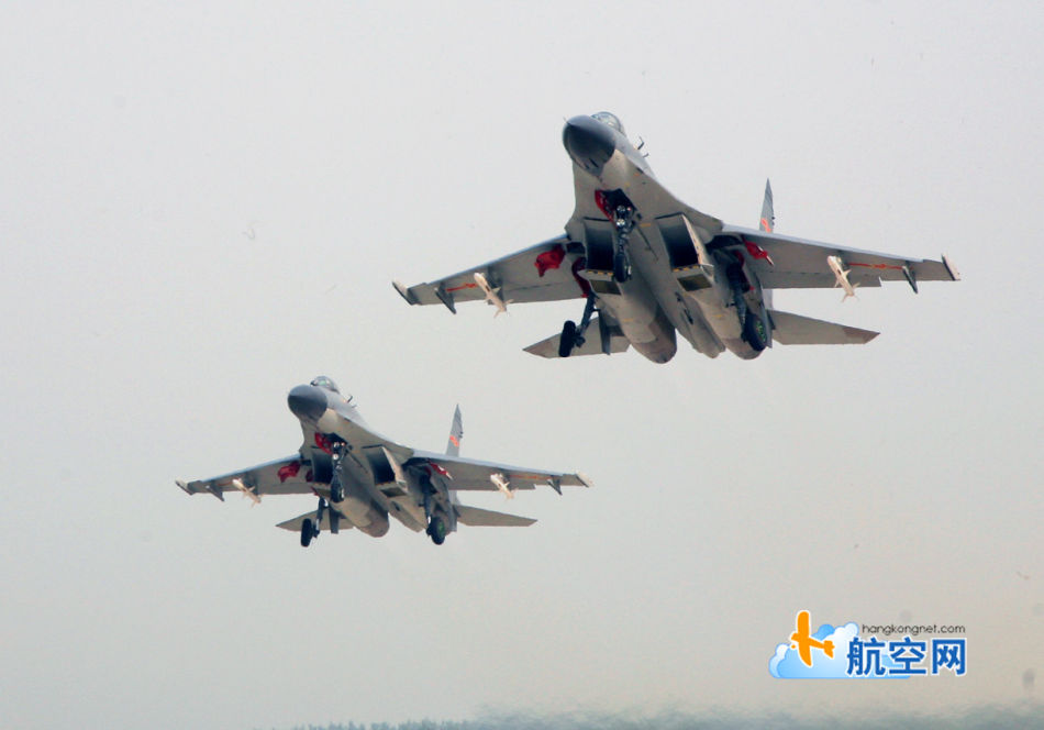 殲-11B戰(zhàn)機，中國空中力量的璀璨明珠，殲-11B戰(zhàn)機，中國空中力量的耀眼明珠