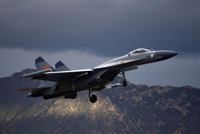 殲-11代號，揭示中國空軍強大戰(zhàn)斗力的象征，殲-11代號，中國空軍強大戰(zhàn)斗力的象征標簽