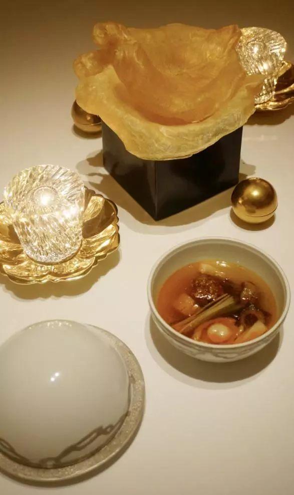 今晚澳門六開獎結(jié)果及彩票背后的故事，澳門六開獎結(jié)果揭曉，彩票背后的故事引人關(guān)注