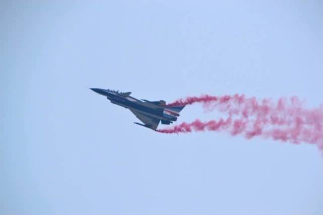 殲-10與F-16在巴基斯坦，技術比拼下的空戰(zhàn)實力對比，巴基斯坦空戰(zhàn)實力比拼，殲-10與F-16技術對決