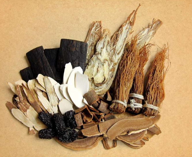 揭秘當下十大緊缺藥材，探尋珍稀藥材市場現(xiàn)狀與發(fā)展趨勢，當下十大緊缺藥材揭秘，市場現(xiàn)狀與發(fā)展趨勢探尋