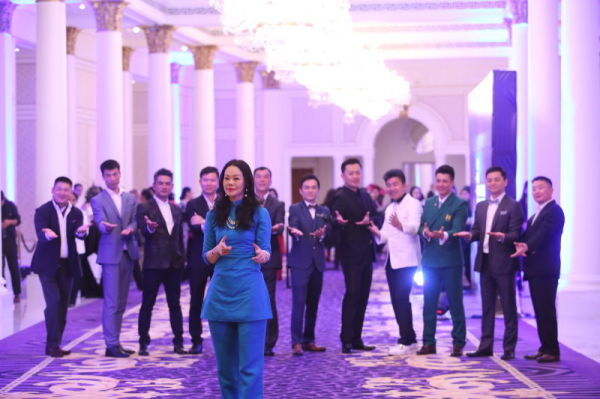 六肖期期中特一王中王，揭秘生肖運勢與成功秘訣，揭秘生肖運勢與成功秘訣，六肖期期中特一王中王的秘密探尋